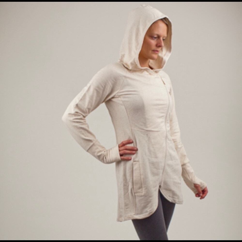 The North Face Tadasana Wrap-Ture Tunic medium hooded full zip jacket cream